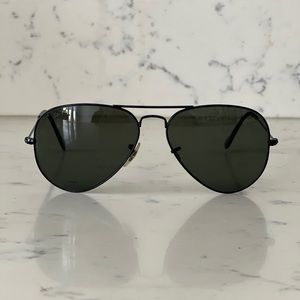 Black Rayban Aviators (Polarized)